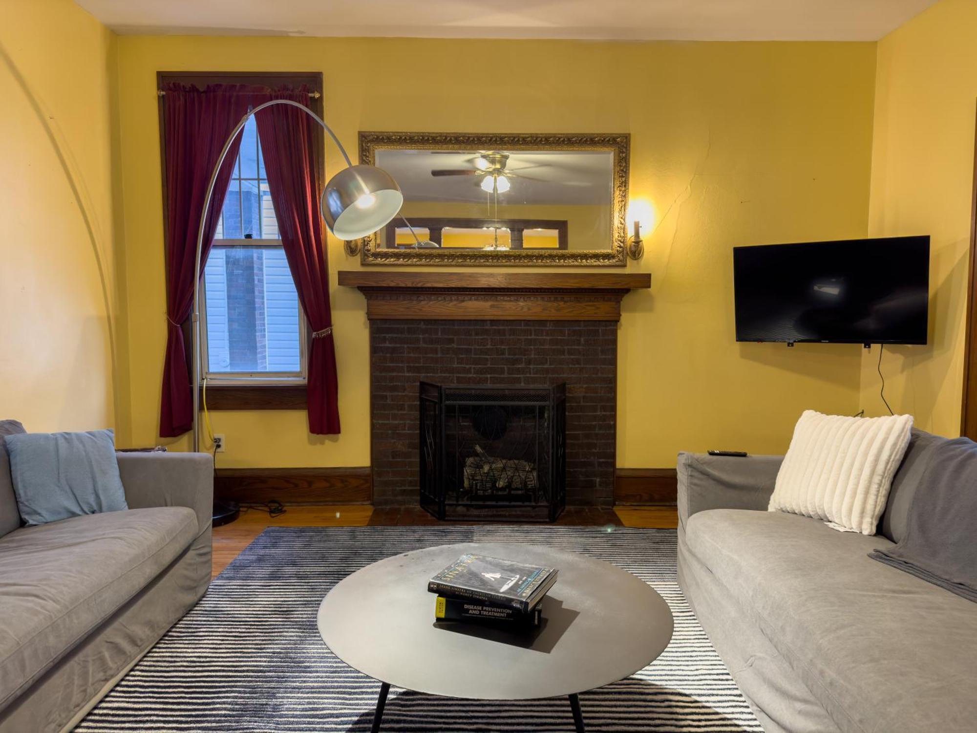 Elk River Hotel & Cafe Sutton Εξωτερικό φωτογραφία